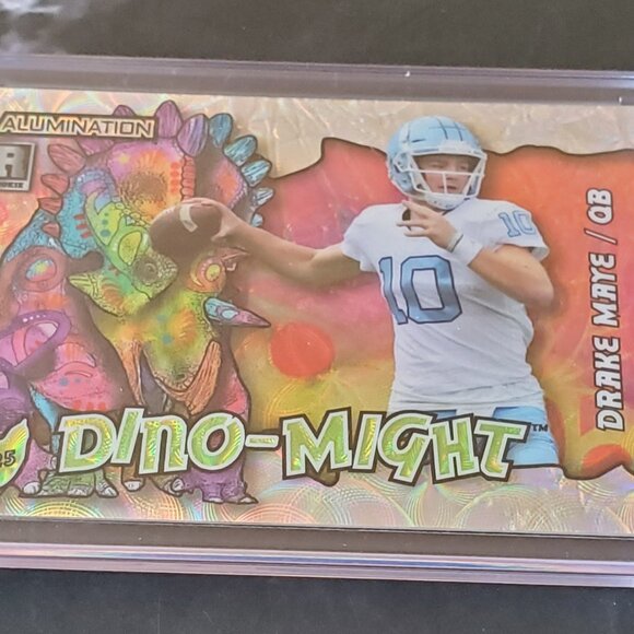 Drake Maye  2023 Wild Card Alumination Dino-Might #AD-DM Triceratops RC Patriots - Picture 2 of 7
